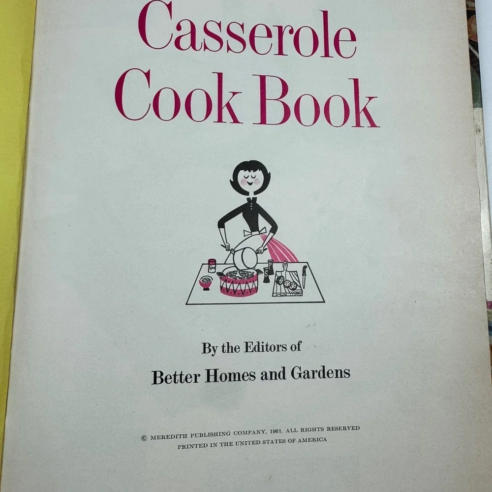 Vintage 1961 Better Homes and Gardens Casserole Cook Book Hardcover Clippings‎